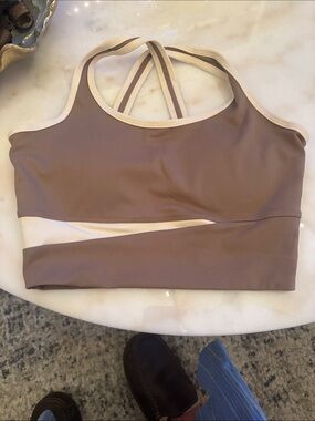 Women's Seamless Strappy Sports Bra in Taupe with Cream Trim